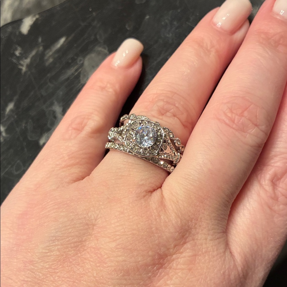 Elegant 3 piece Moissanite stones over 10k over Silver Women's Ring